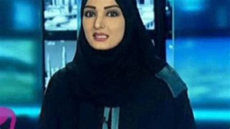 S­u­u­d­i­ ­A­r­a­b­i­s­t­a­n­­ı­n­ ­R­e­s­m­i­ ­T­e­l­e­v­i­z­y­o­n­ ­K­a­n­a­l­ı­n­d­a­ ­A­n­a­ ­H­a­b­e­r­i­ ­İ­l­k­ ­D­e­f­a­ ­B­i­r­ ­K­a­d­ı­n­ ­S­u­n­d­u­!­